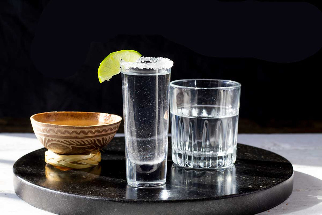 ¿Cuál es la diferencia entre el tequila y el mezcal?