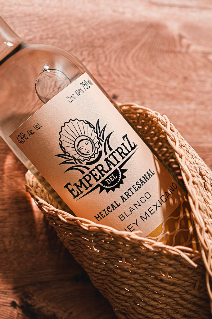 Mezcal MEXICANO. Emperatríz kovenspirits